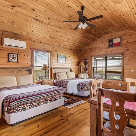 Enchanted Rockview Cabins Crabapple Exterior photo