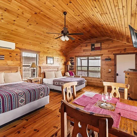Enchanted Rockview Cabins Crabapple Exterior photo