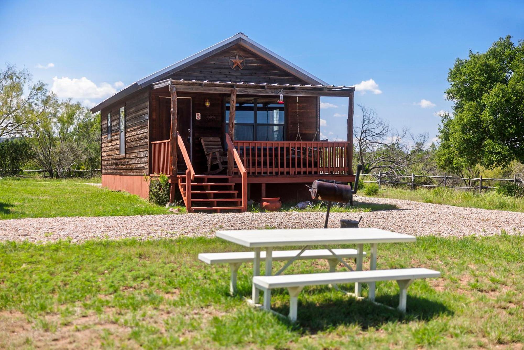 Camping Enchanted Rockview Crabapple